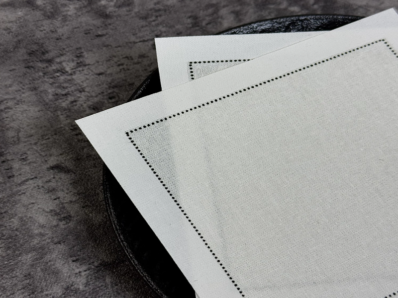 কাগজের ন্যাপকিনগুলির উপরে কাপড়ের ন্যাপকিন ব্যবহার করার মূল সুবিধাগুলি কী কী?